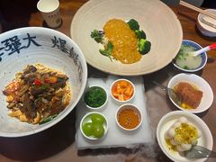 -李犟大爆鳝面·手工蟹黄包(湖滨西湖店)