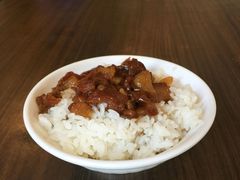 -阿英卤肉饭
