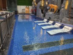 -兴芮温泉度假区