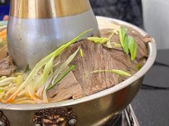 -撒拉人家.酸菜牦牛肉火锅