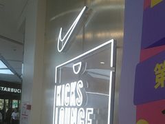 -万达广场(南昌红谷滩店)