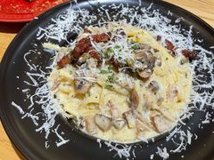 -HELLO 27 意面·沙拉·帕尼尼