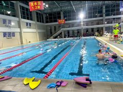 -奥冠体育华师附中恒温游泳馆