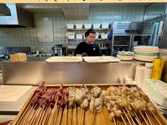 -街角等你.大连海鲜烧烤.经典铁板海鲜串(西安路店)