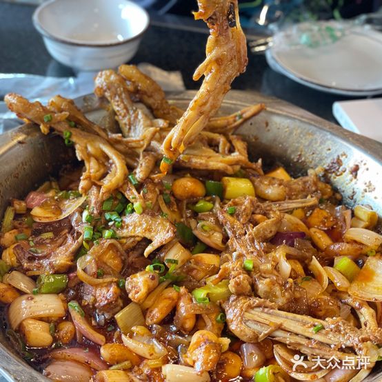 勇记干锅居(广汉店)