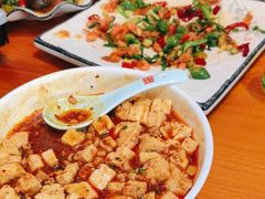 -梁姐啤酒鱼(兴坪古镇店)