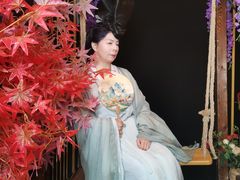 -翩若国风汉服体验馆