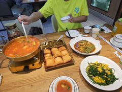 -俭寨大盘鸡·手抓肉·烧烤新疆菜(乌苏路店)