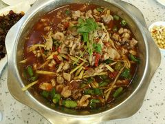 -兔行天下-鸿鹤鲜锅兔(中海国际店)