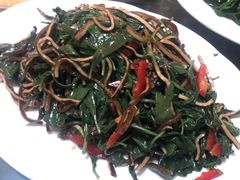 -苏莱特色牛骨滩羊手抓馆(长城东街总店)