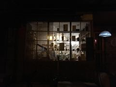 -邊城書店