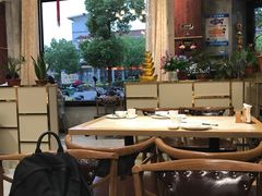 大堂-雍沪里·沪湘融合菜( 康桥店)