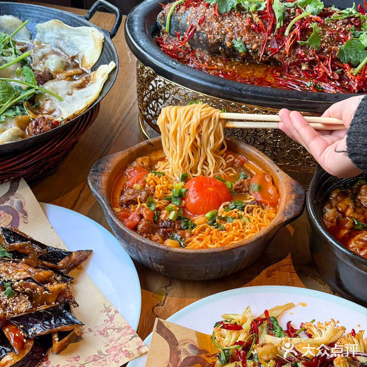 春天的第一顿💣被这家砂锅承包了
