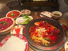 -牛市坎火锅(建设路店)