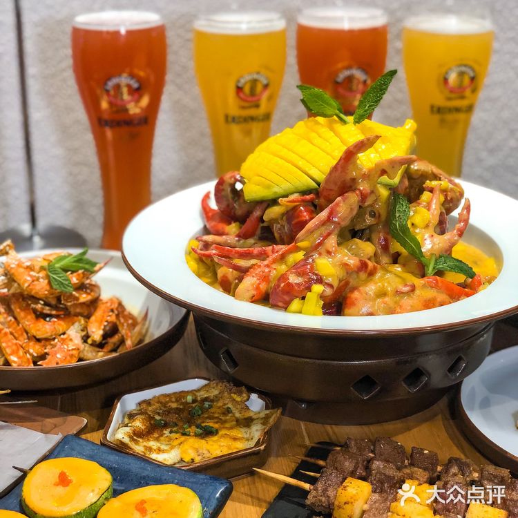 小龙虾又出新吃法‼️网友没骗我，武广负一楼这家太绝了