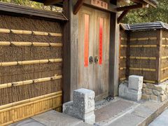 -龙华寺