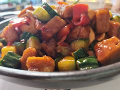 -天天向上素食餐厅(五台山店)