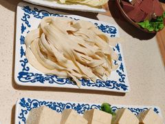 -东镇老火锅(长春路首店)