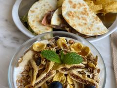 烤无花果蜂蜜燕麦酸奶-The Rug Cafe(王府中环店)