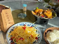 -天天向上素食餐厅(五台山店)