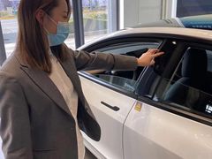-TESLA 特斯拉(上海太古汇体验店)