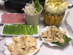 -鱼颜诱纸纸上烤鱼·蛙(龙湖天街店)