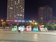 -万达广场(松江店)