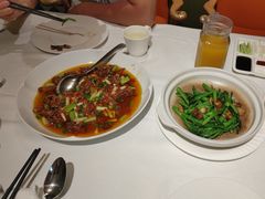 -贝勒爷·酥不腻烤鸭
