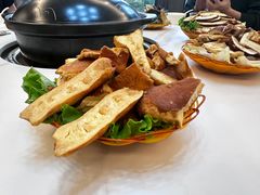 -菌海森林·非遗野生菌火锅(西山区滇池路摩根道店)