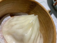 鸡汁鲜肉小笼汤包-南小馆(迪士尼小镇店)