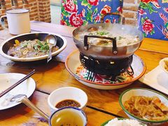 -闯关东东北农家菜(崂山石老人店)
