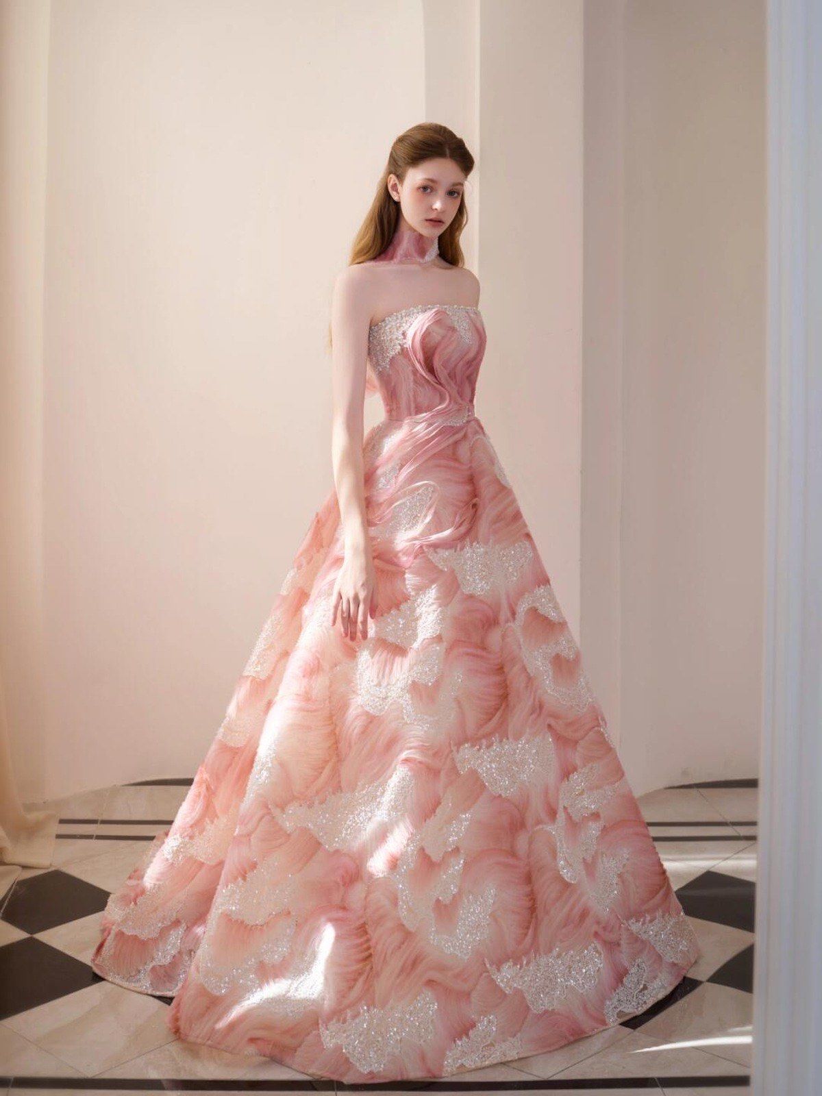一眼就心动的粉色礼服～兰州婚纱店