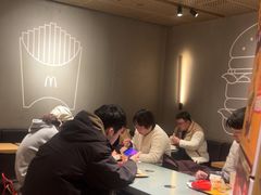 -麦当劳(中山公园龙之梦店)