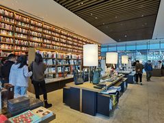 -茑屋书店(天目里店)