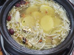 -濠轩阁特色生蚝火锅(水湾路店)