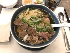 -港丽餐厅(高德置地店)