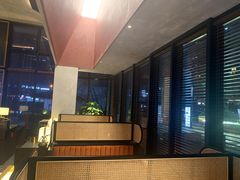 -铭牛烧肉·和牛海鲜自助(高新月牙湖店)