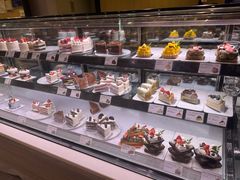 -巴黎贝甜(大宁国际商业广场店)