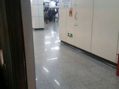 -陆家浜路(地铁站)