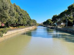 -金桥现代产业园区-停车场