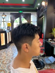 -豪帅男士理容馆