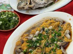 -先鲜鲫鱼粥