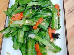 -琼大师东方烤乳猪(亚特兰蒂斯店)