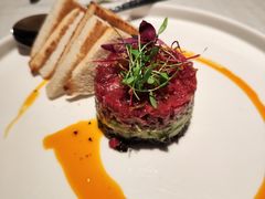 牛肉塔塔配牛油果黑橄榄酱-Solo(衡山路店)