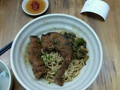 -佬钱湾仔(衣裳街店)