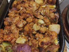 -老东镇啤酒屋海鲜加工·蒸汽海鲜·海鲜烧烤(台东店)