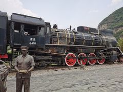 -百里峡七彩艺术小镇