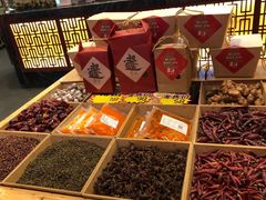 -一斗火锅·招财羊毛肚(泰吉滨江店)