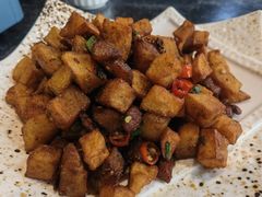 脆哨土豆粒-泉味道贵州厨房(三里河店)