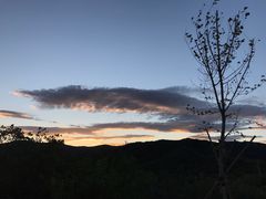 -鬼笑石后山停车场